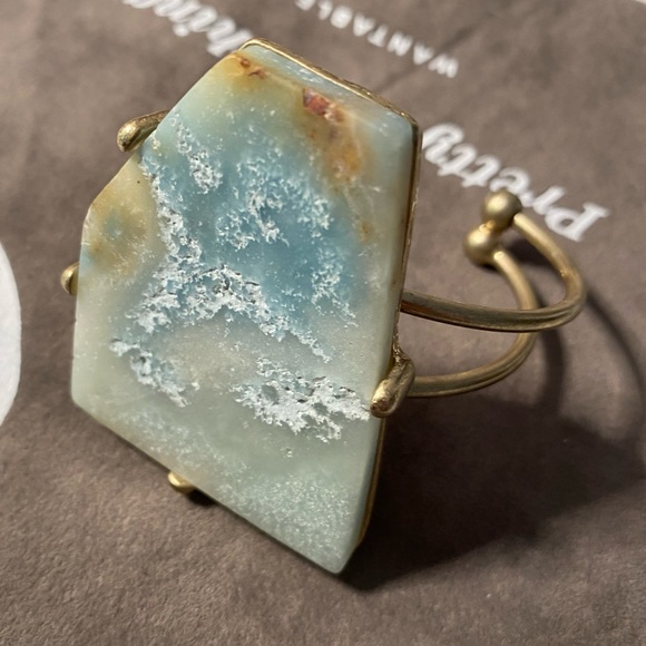 Gold and teal stone bracelet - Picture 1 of 4